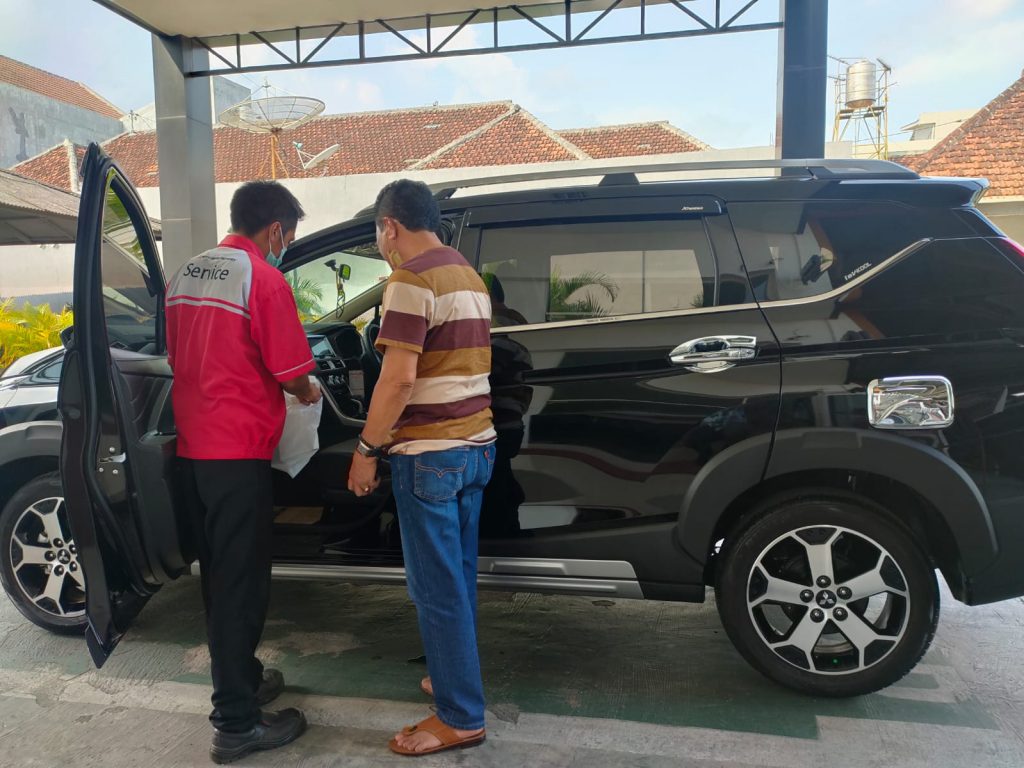 PENYERAHAN DAN PENJELASAN PART BEKAS SETELAH SERVICE